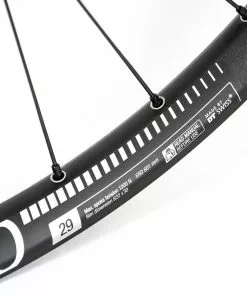 ROUE AVANT DT SWISS FR 560-350 20 X 110 29" -Pneus Soldes 2022 A21FWHDT560 29 2 2000