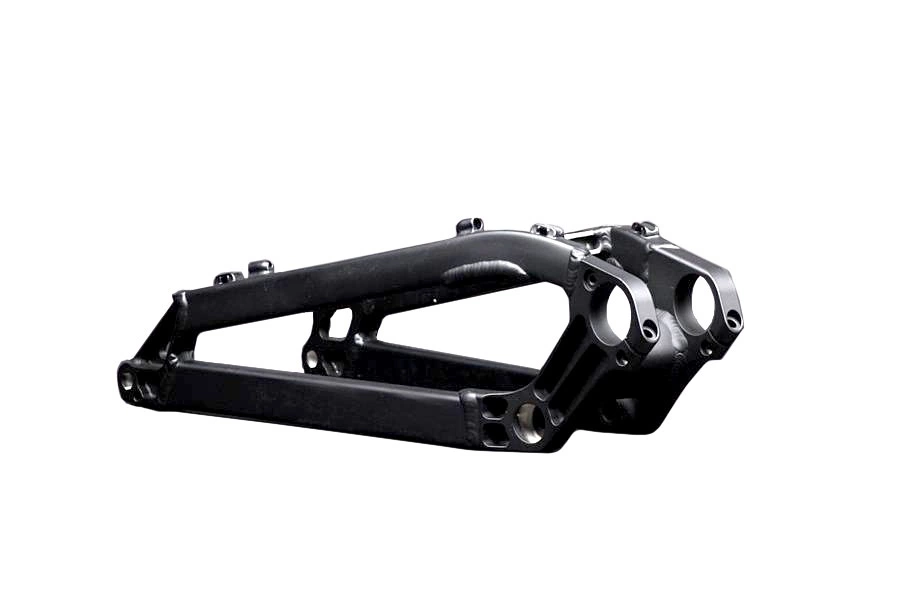 TRIANGLE ARRIERE SUPREME DH V1 BLACK, ENTRAXE 135 Mm, 2006 3 TRIANGLE ARRIERE SUPREME DH V1 BLACK, ENTRAXE 135 Mm, 2006